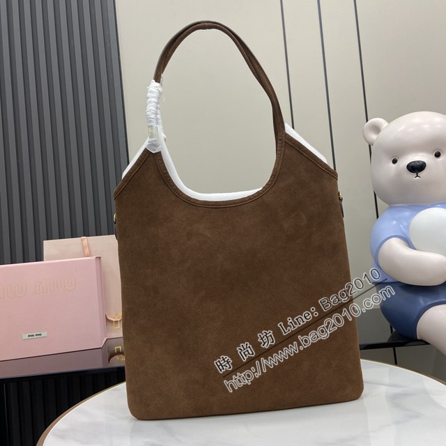 MIU MIU專櫃繆繆最新款hobo托特燈芯絨腋下包 jh2743型號：5BG231
